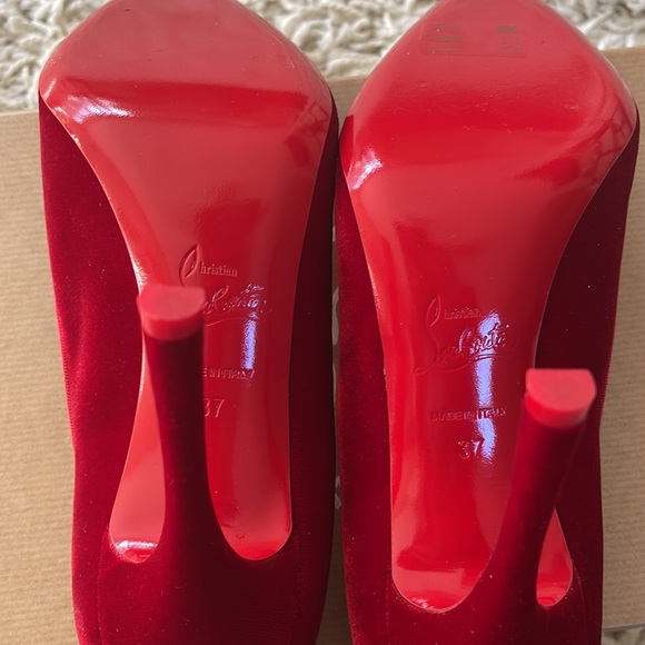 Christian Louboutin Decoltish Red Velvet Heels - Picture 10 of 14